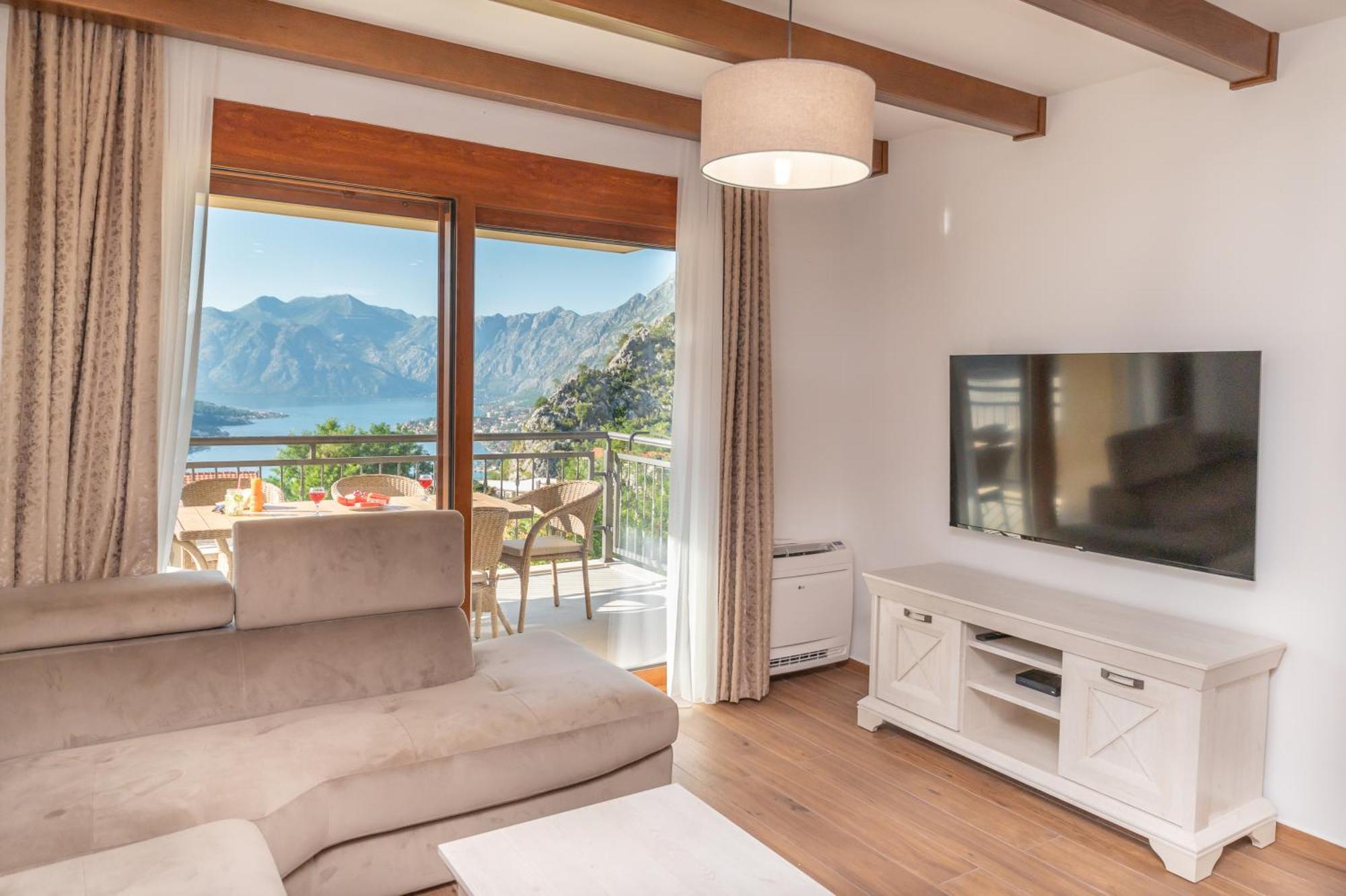 Appartamento Red Hill Cattaro Esterno foto