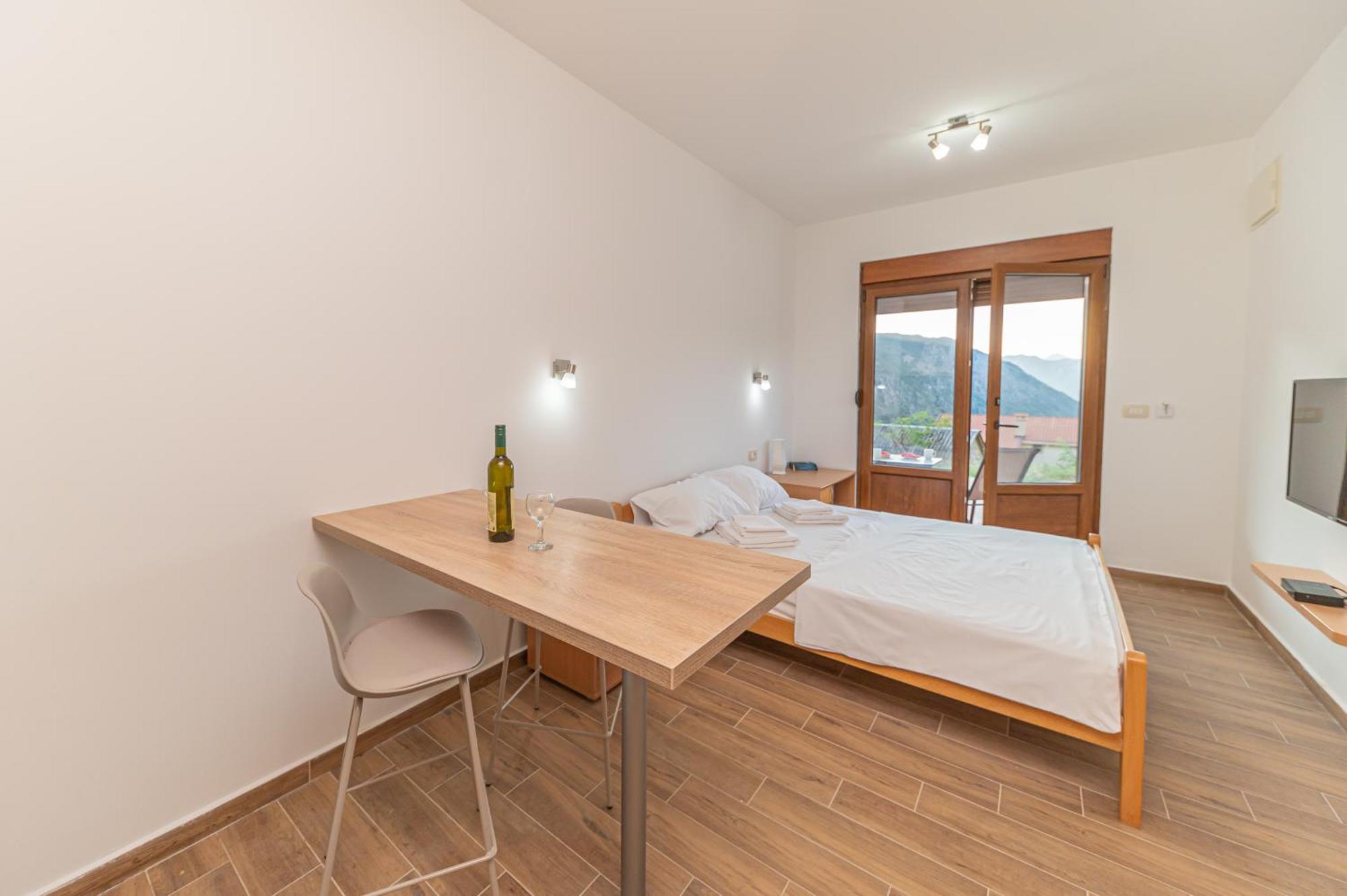 Appartamento Red Hill Cattaro Esterno foto